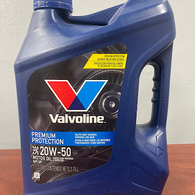 Aceite de motor Valvoline SAE 20W-50 4L