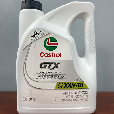 Aceite de motor Castrol SAE 10W-30 4L