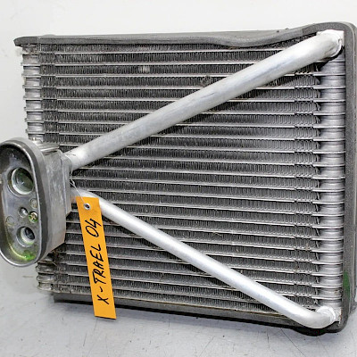 Evaporador Nissan Xtrail T30 01-07